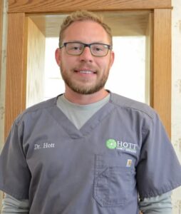 Dr. Bartholomew Hott, Bluffton, Indiana Death, Obituary